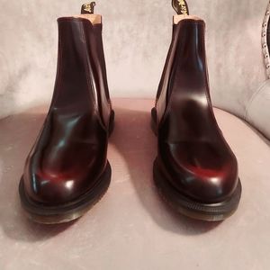 Doc Martens  Women's Flora Leather Arcadia Chelsea Boots Cherry Red Never Worn